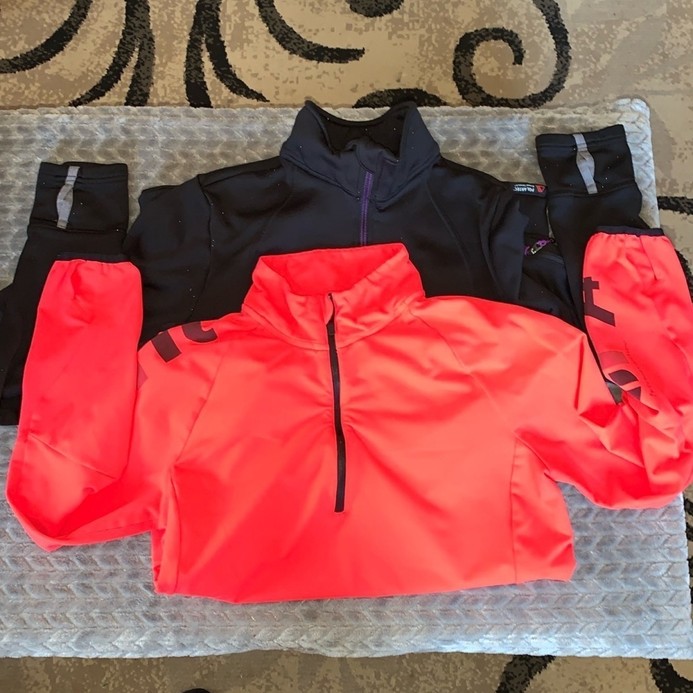 Lot of 2 pullovers.  Size Medium.   Lands End and Reebok.‎